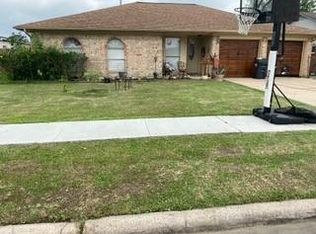 4914 Fairvent St, Pasadena, TX 77505