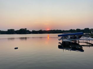 1724 19th Ter NW, New Brighton, MN 55112