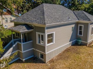 6338 51st Ave S, Seattle, WA