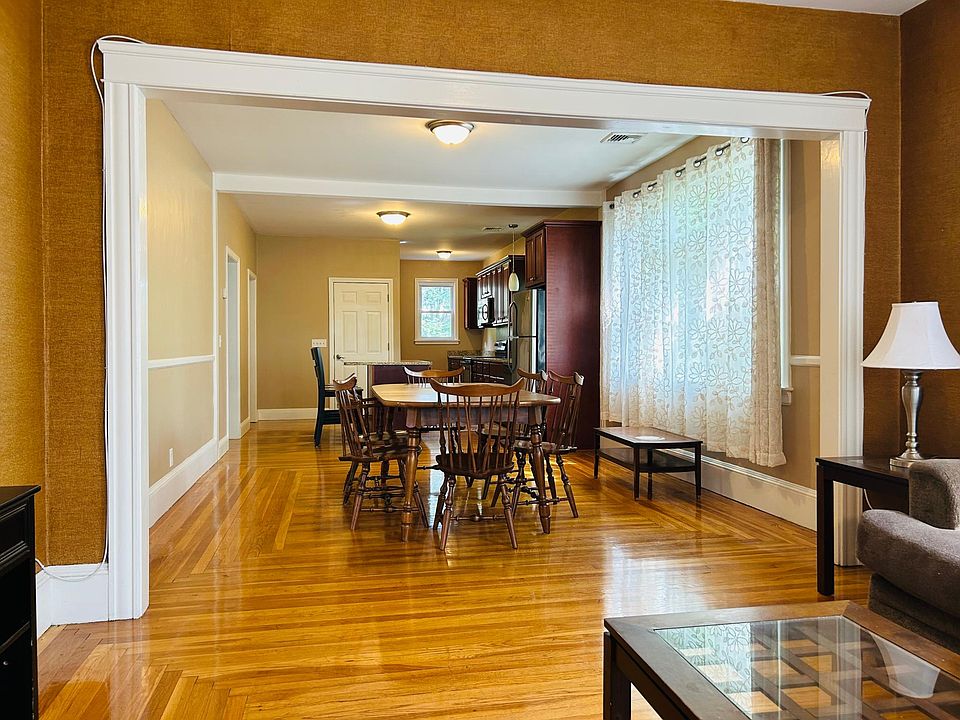 1st image of 53 Huxley Ave Floor 2