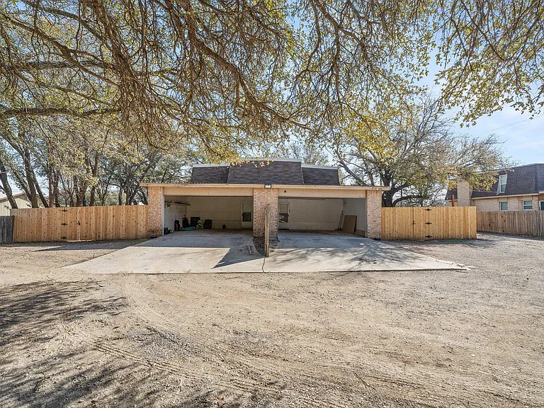 7753 Highway 279 — Photo 2