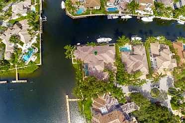 Home For Sale In Harbour Isles