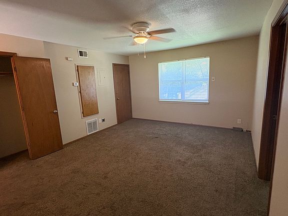 5th image of 5820 E 149th St APT 2