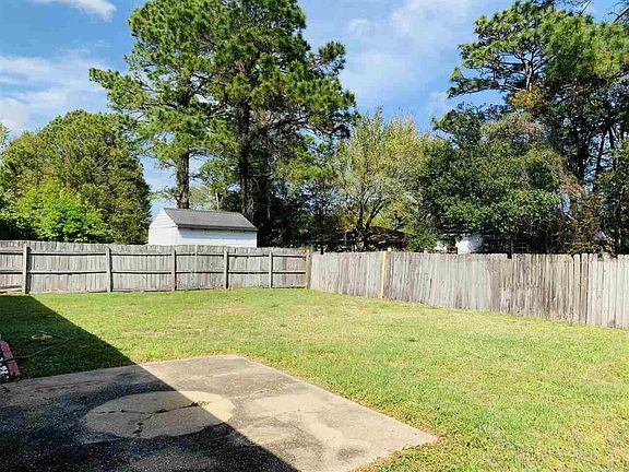 2nd image of 836 Amberwood Dr