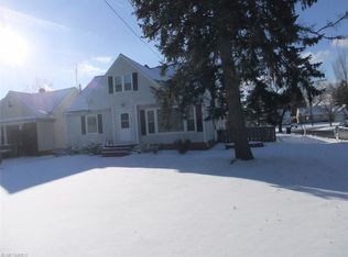 960 Richmond Rd, Lyndhurst, OH 44124