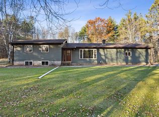 W1311 Madsen Rd, Marinette, WI 54143