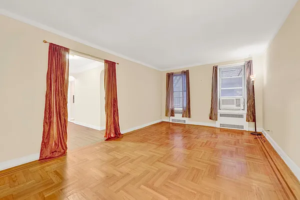 Sold by Remax Edge | media 17