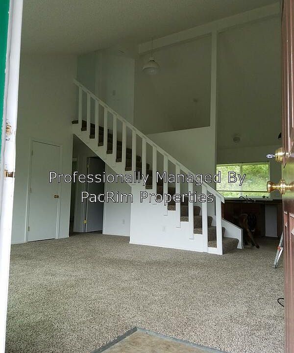 2nd image of 25721 Berryhill Rd Unit 4