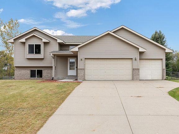 4th image of 23478 Arrowhead St NW
