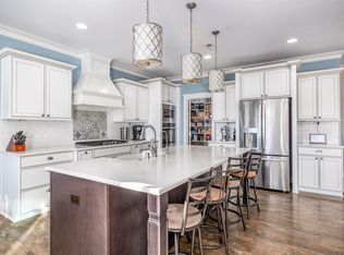 2807 N Riverside Dr, West Richland, WA 99353