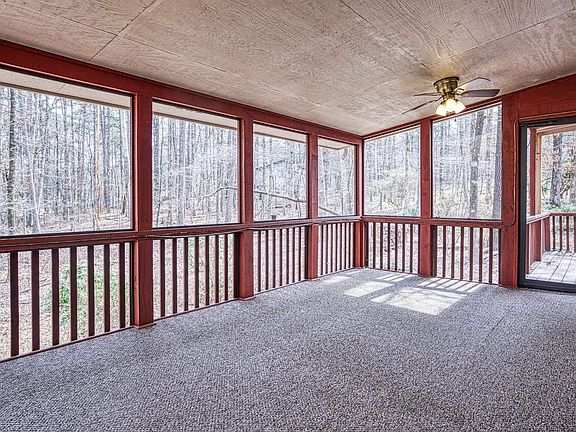 5th image of 7 Camarzana Ln