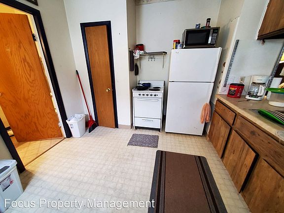 2nd image of 632 Wisconsin Ave #A