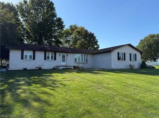 5319 Tanglewood Dr NE, Louisville, OH 44641
