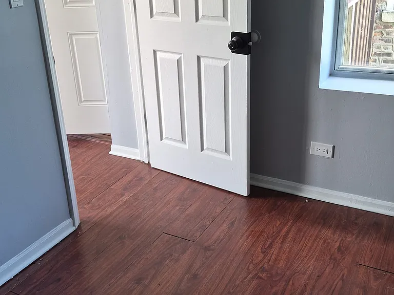 1515 S Millard Ave — Photo 9