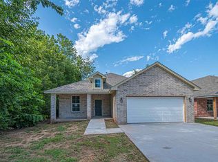 411 Grove St, Perry, OK 73077