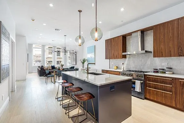 Rented by Compass | media 43