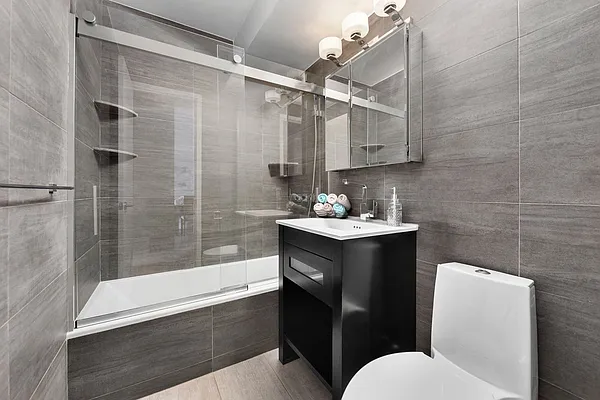 Sold by Compass | media 10