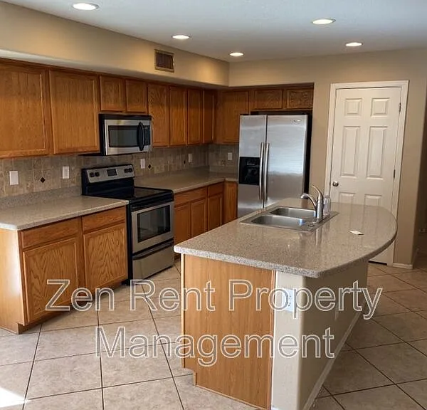 2541 W Canyon Way — Photo 9