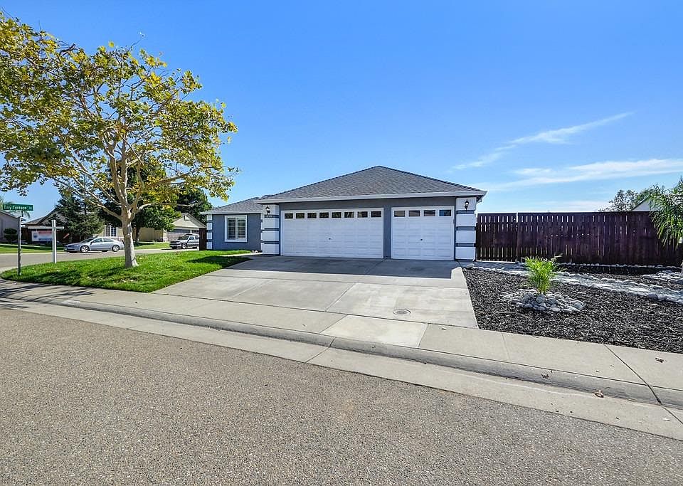 1st image of 1026 Bay Landing Way