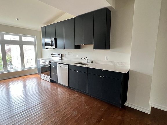 Open Kitchen