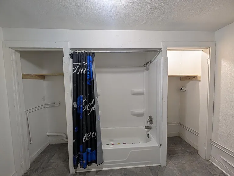 501 N Main St — Photo 15