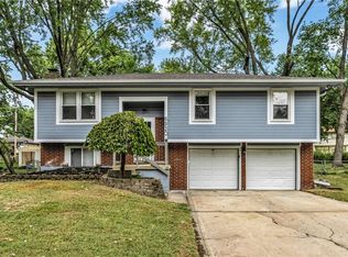 6920 NW 76th Pl, Kansas City, MO 64152