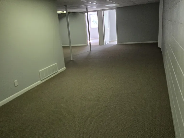 5015 Highland Dr — Photo 30