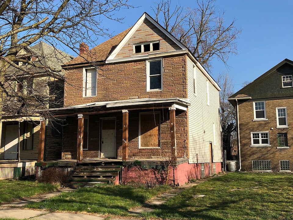 2nd image of 408 Mount Vernon St