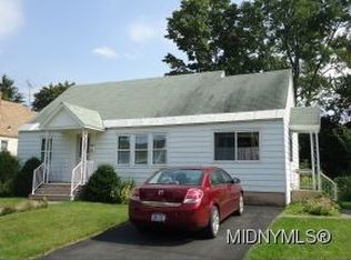 414 Coolidge Rd, Utica, NY 13502