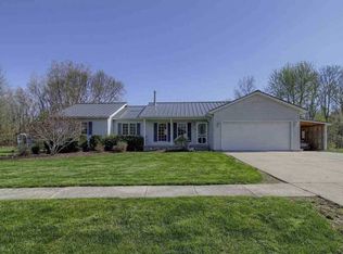 520 Jonathon Dr, Almont, MI