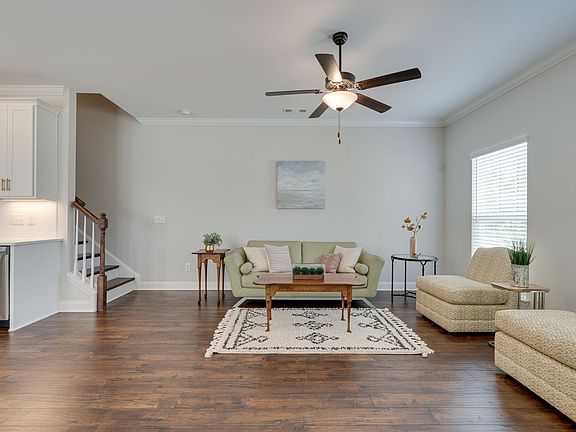 4th image of 1039 Milson Ln