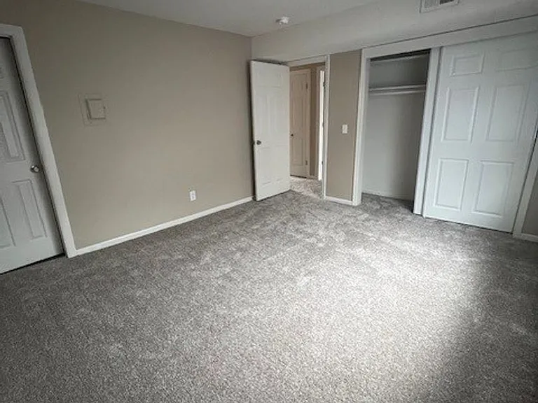 Citadel Apartments — Photo 47
