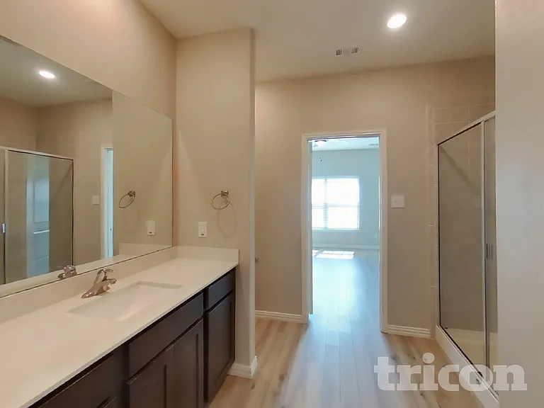 3109 Chillingham Dr — Photo 9