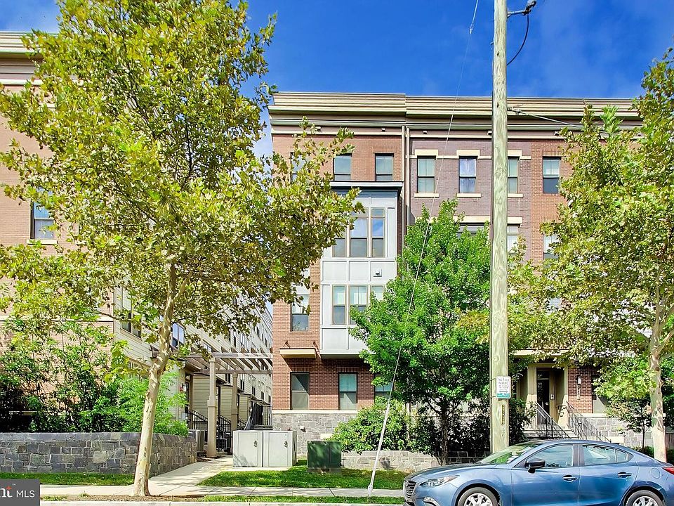1st image of 915 Elder St NW #C