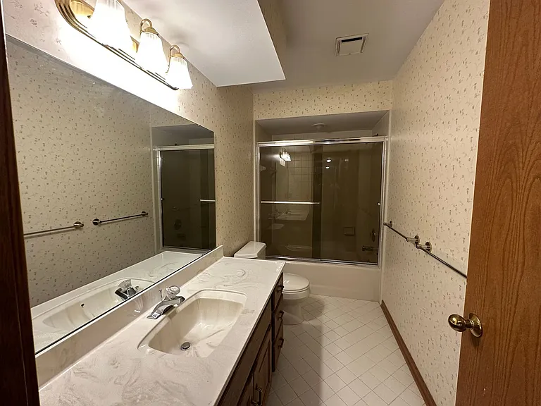 486 Ashton Ct SE — Photo 19