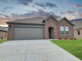 107 Mikah Dr, Maumelle, AR 72113