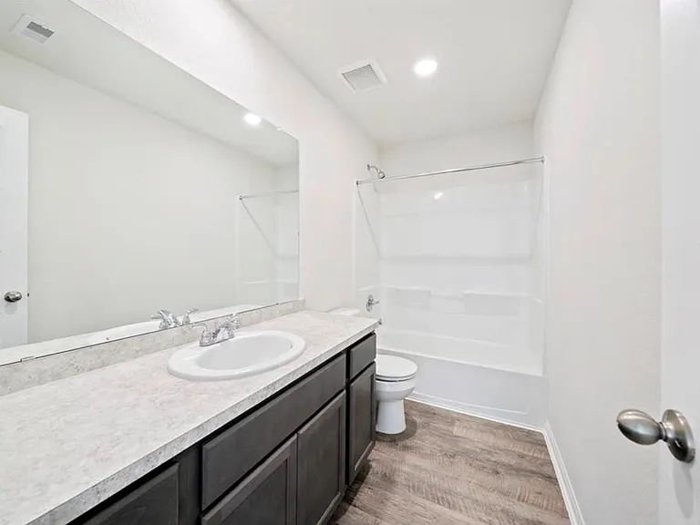 25290 Pomegranate Pl — Photo 3