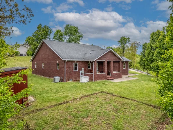 117 Pine Acres Ln, West Liberty, KY 41472