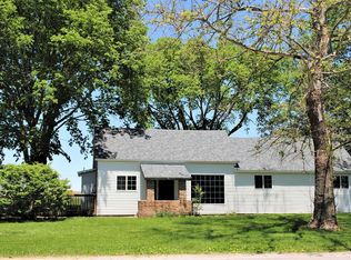 509 E Fifer St, Colfax, IL