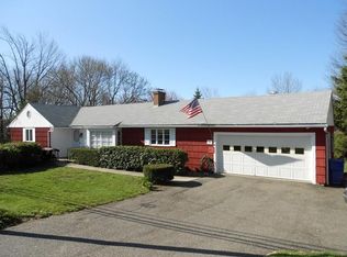 37 Camphill Rd, Northfield, CT 06778