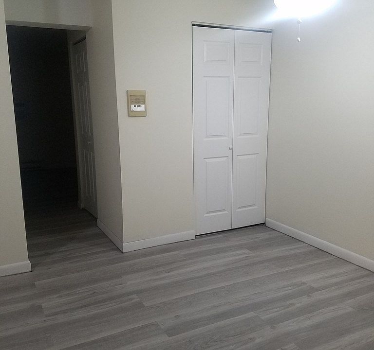 2nd image of 55 Elmwood Park APT 7