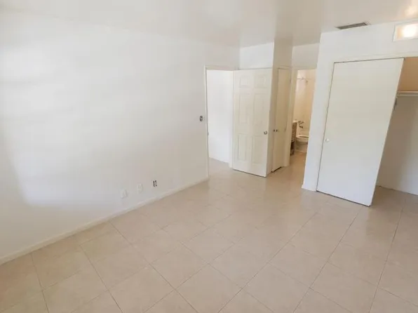JKRK Group - 1904-1914 SW 2 St, 1904-1914 SW 2nd St #1906, Fort Lauderdale, FL 33312