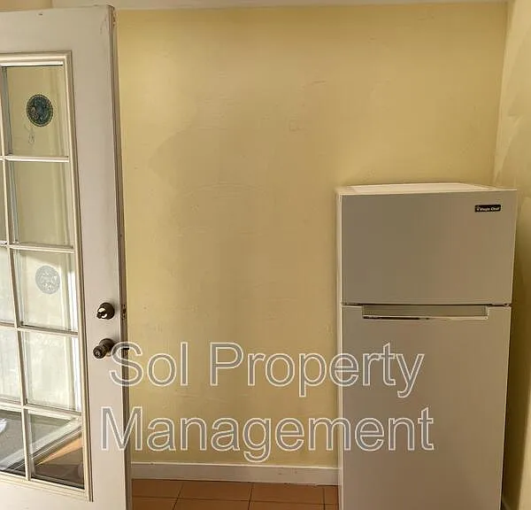 4452 Soquel Dr #2 — Photo 7