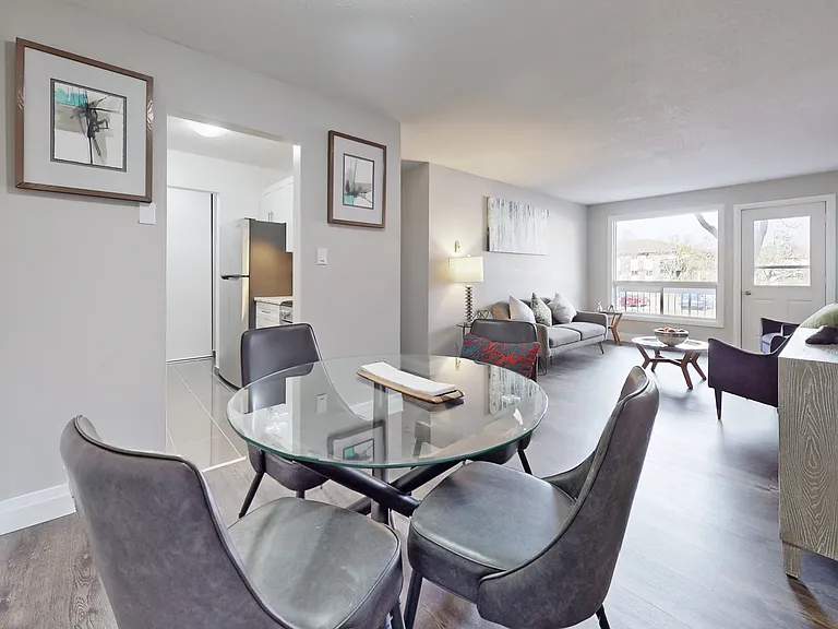 405 Sidney St — Photo 6