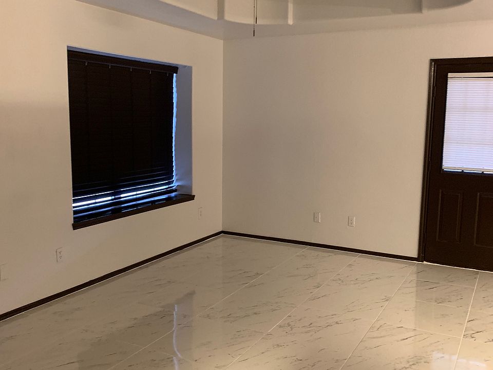 1st image of 2717 N 39th St #2717