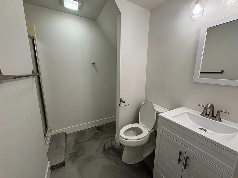 6550 S Old Village Rd — Photo 33