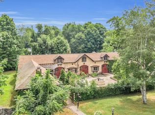 1518 Great Pond Rd, North Andover, MA 01845