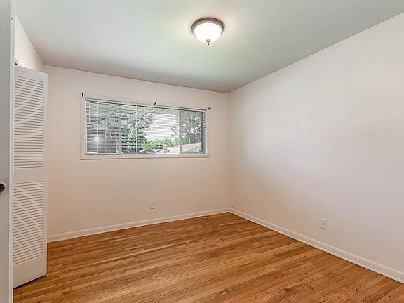 5th image of 5012 Virginia Cir