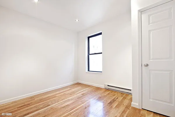 Rented by Compass | media 19