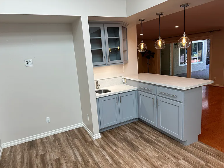 Kitchen nook and wet bar